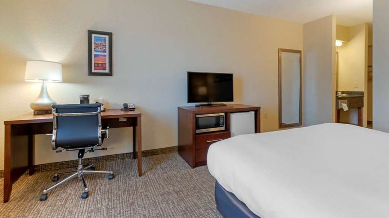 <b>Comfort Inn Mechanicsburg-Harrisburg S Room</b>. Images powered by <a href="https://iceportal.shijigroup.com/" title="IcePortal" target="_blank">IcePortal</a>.