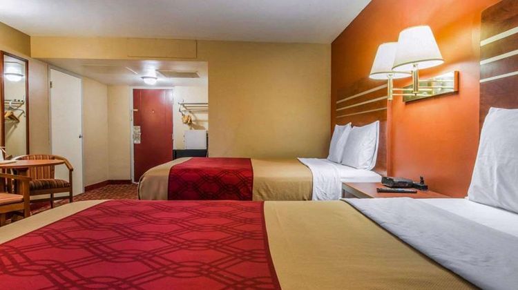 Econo Lodge Hermitage South Room