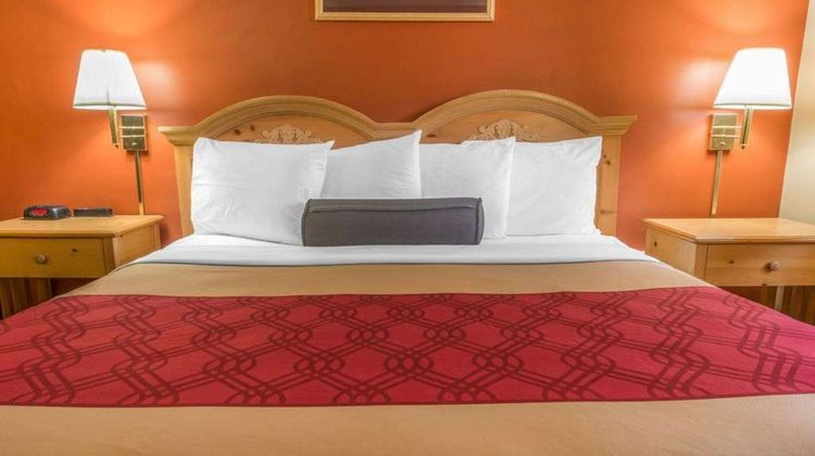 Econo Lodge Hermitage South Room