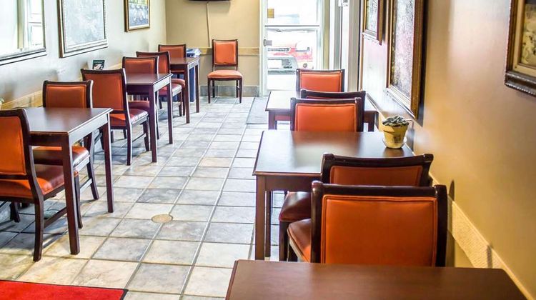 Econo Lodge Meadville Restaurant