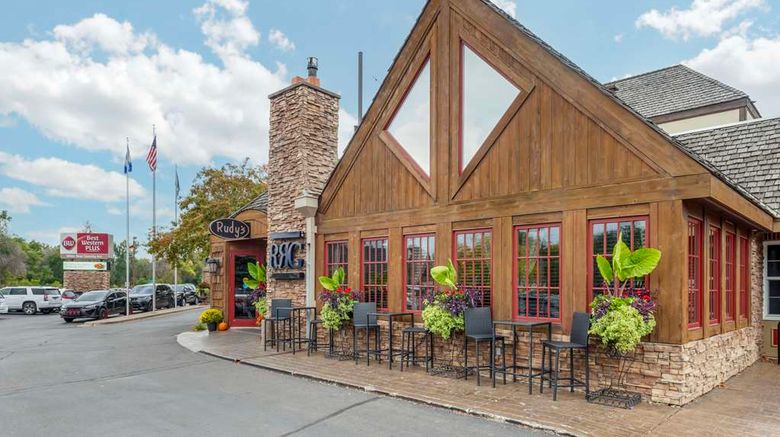 <b>Best Western Plus White Bear Country Inn Exterior</b>. Images powered by <a href="https://iceportal.shijigroup.com/" title="IcePortal" target="_blank">IcePortal</a>.