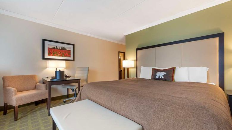 <b>Best Western Plus White Bear Country Inn Room</b>. Images powered by <a href="https://iceportal.shijigroup.com/" title="IcePortal" target="_blank">IcePortal</a>.