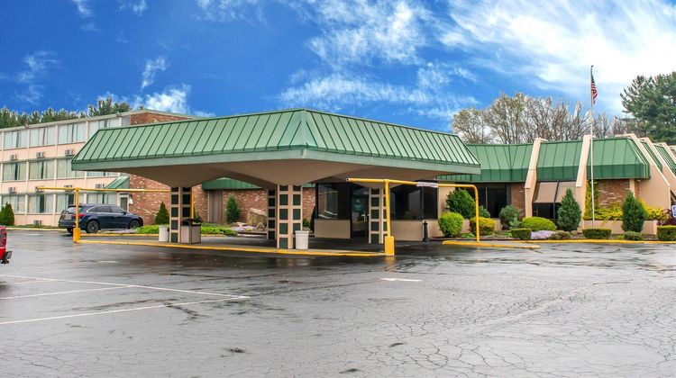 Quality Inn of Hermitage Exterior