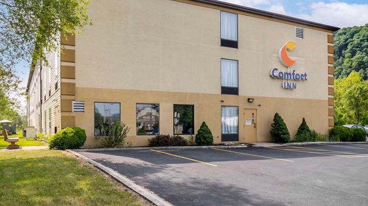 Comfort Inn Huntingdon Exterior