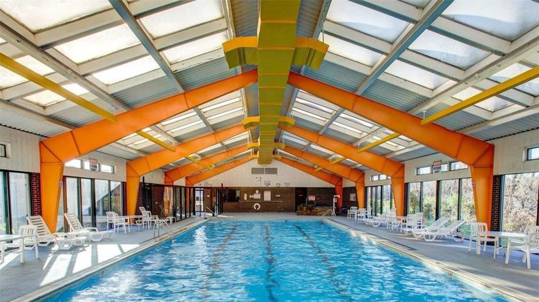 <b>Comfort Inn Pittsburgh East Pool</b>. Images powered by <a href="https://iceportal.shijigroup.com/" title="IcePortal" target="_blank">IcePortal</a>.
