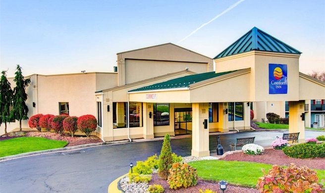 Comfort Inn Pittsburgh East Exterior