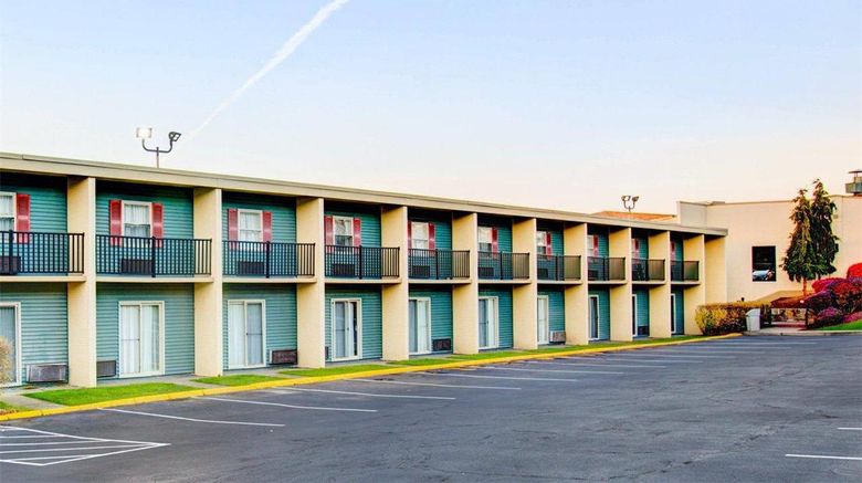 <b>Comfort Inn Pittsburgh East Exterior</b>. Images powered by <a href="https://iceportal.shijigroup.com/" title="IcePortal" target="_blank">IcePortal</a>.