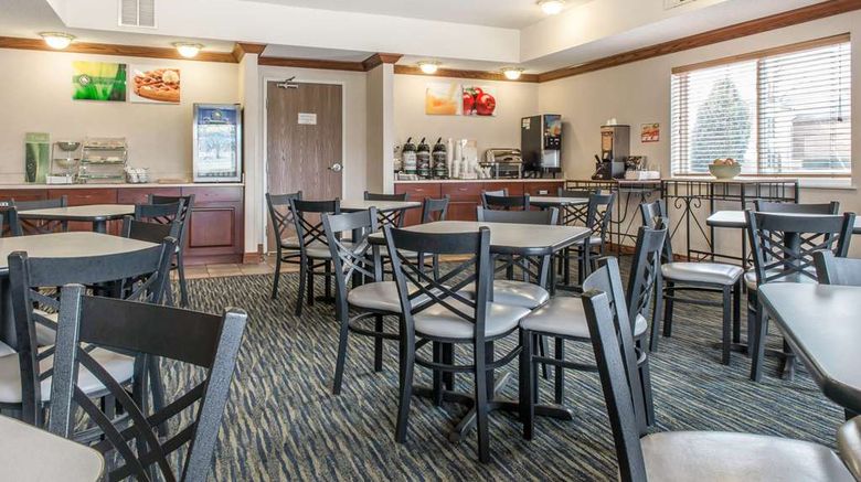 <b>Quality Inn and Suites Titusville Restaurant</b>. Images powered by <a href="https://iceportal.shijigroup.com/" title="IcePortal" target="_blank">IcePortal</a>.