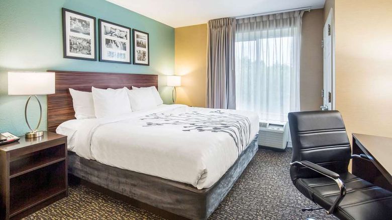 <b>Sleep Inn & Suites Scranton Dunmore Suite</b>. Images powered by <a href="https://iceportal.shijigroup.com/" title="IcePortal" target="_blank">IcePortal</a>.
