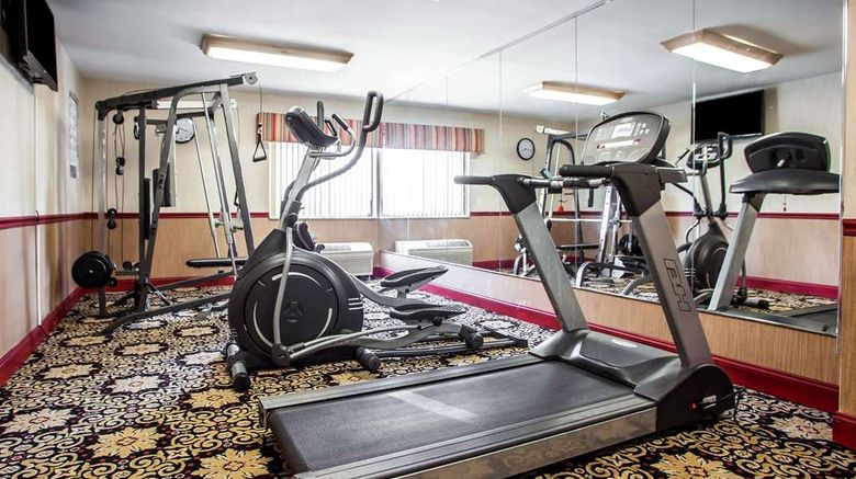 <b>Comfort Inn Trevose Health</b>. Images powered by <a href="https://iceportal.shijigroup.com/" title="IcePortal" target="_blank">IcePortal</a>.