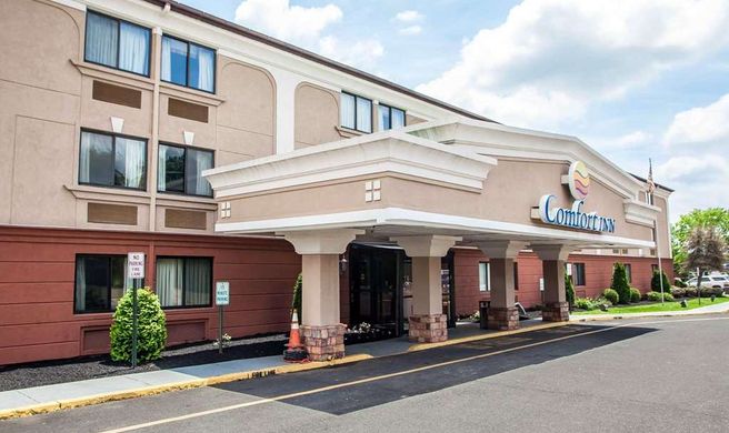 Comfort Inn Trevose Exterior