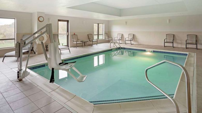 <b>Comfort Suites Bloomsburg Pool</b>. Images powered by <a href="https://iceportal.shijigroup.com/" title="IcePortal" target="_blank">IcePortal</a>.