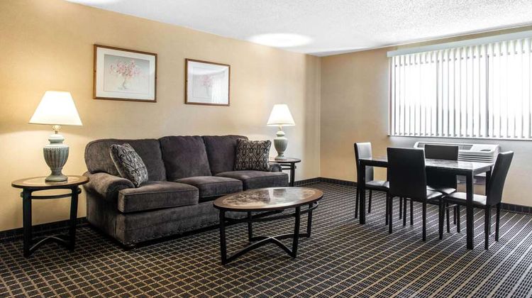 Quality Inn Meadville Suite