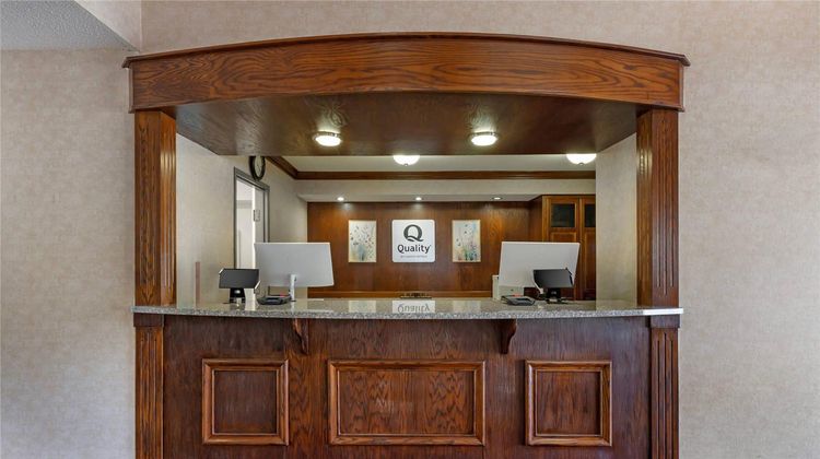 Quality Inn Meadville Lobby
