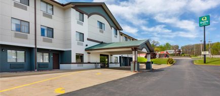 Quality Inn Meadville Exterior