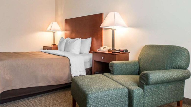 <b>Quality Inn New Columbia Room</b>. Images powered by <a href="https://iceportal.shijigroup.com/" title="IcePortal" target="_blank">IcePortal</a>.