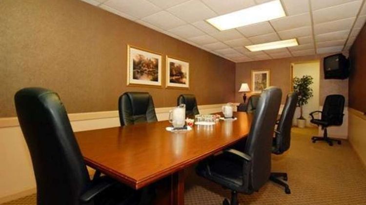 Quality Inn Pittsburgh Airport Meeting