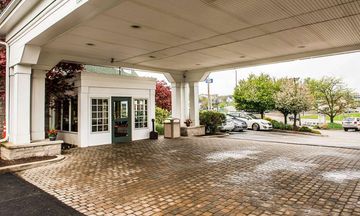 Quality Inn Pittsburgh Airport