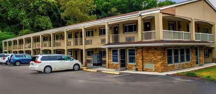 Econo Lodge Jefferson Hills Hwy 51 Exterior