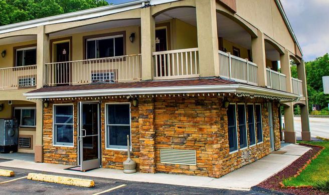 Econo Lodge Jefferson Hills Hwy 51 Exterior