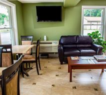 Econo Lodge Jefferson Hills Hwy 51 Lobby