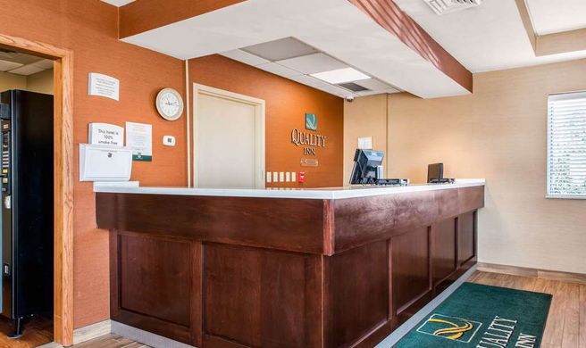 Quality Inn Lobby
