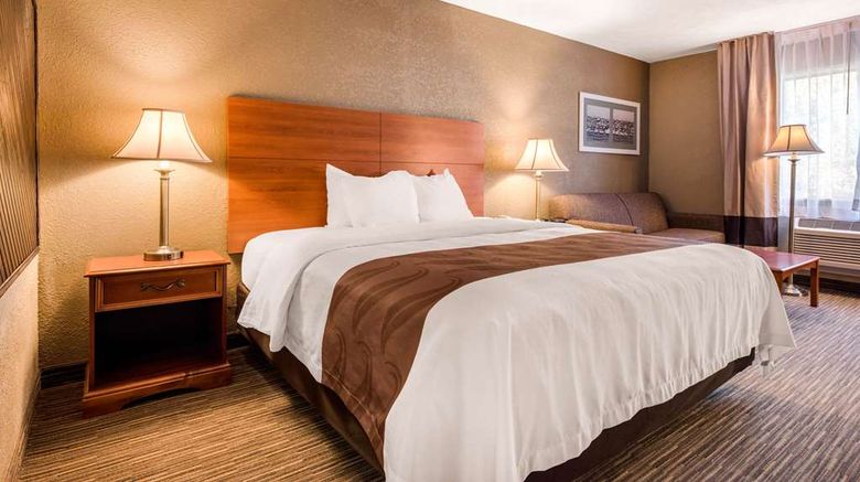 <b>Quality Inn And Suites New Castle Suite</b>. Images powered by <a href="https://iceportal.shijigroup.com/" title="IcePortal" target="_blank">IcePortal</a>.
