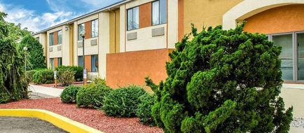 Econo Lodge Harrisburg Exterior