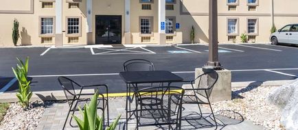 Econo Lodge Harrisburg Exterior