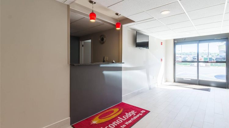 Econo Lodge Harrisburg Lobby