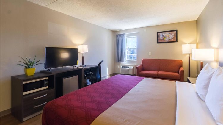 Econo Lodge Harrisburg Room