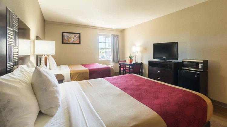 Econo Lodge Harrisburg Room