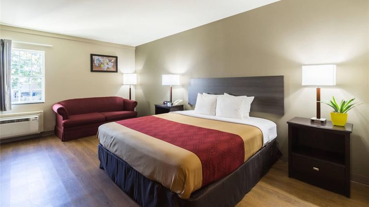 Econo Lodge Harrisburg Room