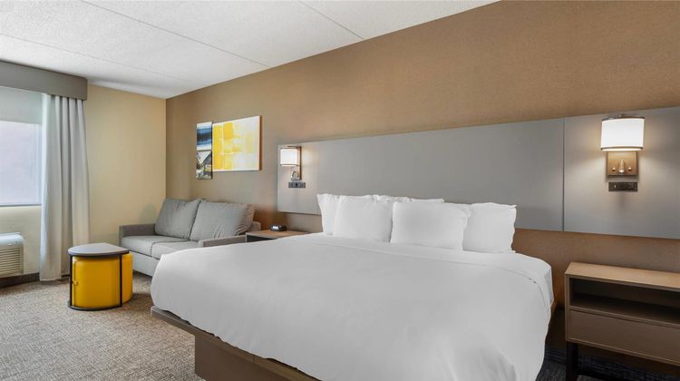 Comfort Inn & Suites Suite