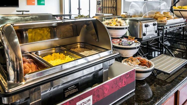 Quality Inn & Suites Restaurant