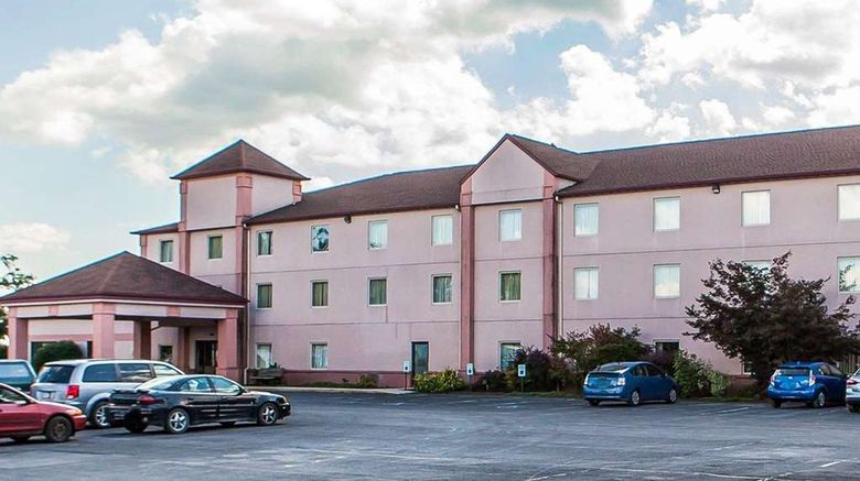 <b>Quality Inn Midway Exterior</b>. Images powered by <a href="https://iceportal.shijigroup.com/" title="IcePortal" target="_blank">IcePortal</a>.