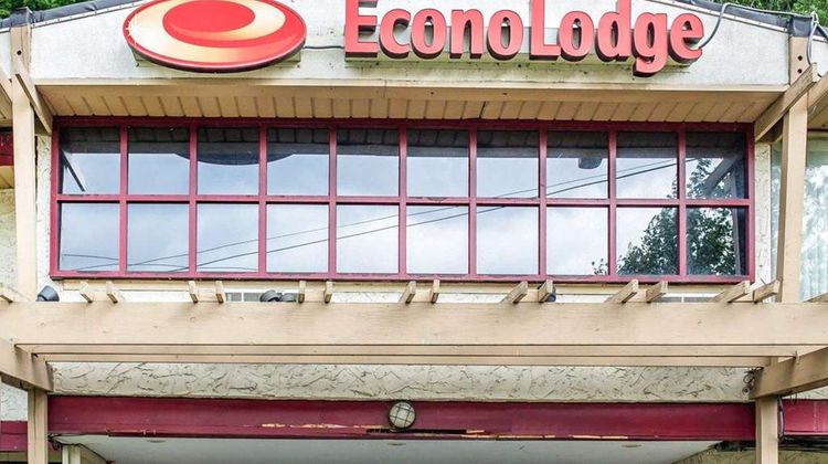Econo Lodge Clarks Summit Scranton Exterior