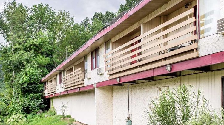 Econo Lodge Clarks Summit Scranton Exterior