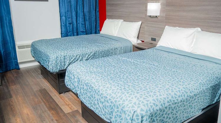 Econo Lodge Clarks Summit Scranton Room