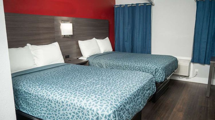 Econo Lodge Clarks Summit Scranton Room