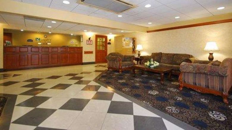 <b>Quality Inn and Suites Bensalem Lobby</b>. Images powered by <a href="https://iceportal.shijigroup.com/" title="IcePortal" target="_blank">IcePortal</a>.