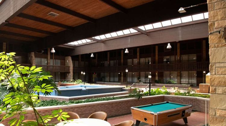 Quality Inn Somerset Pool
