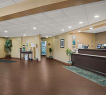 Quality Inn & Suites Lobby
