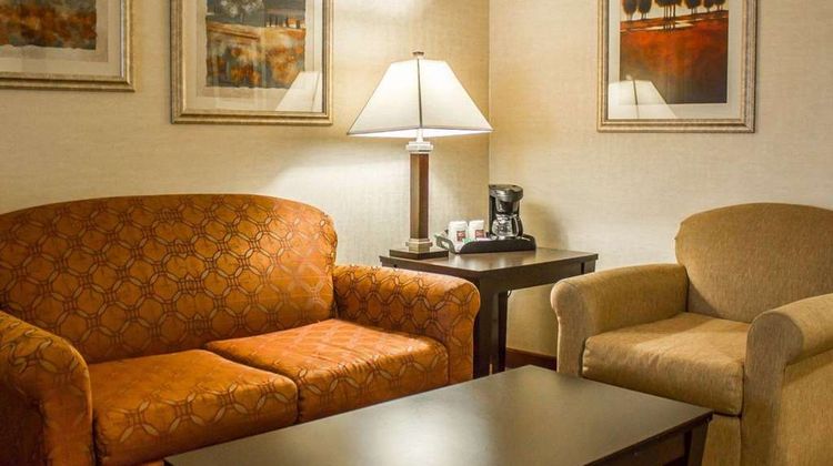Comfort Suites Edinboro Room