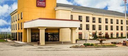 Comfort Suites Edinboro Exterior