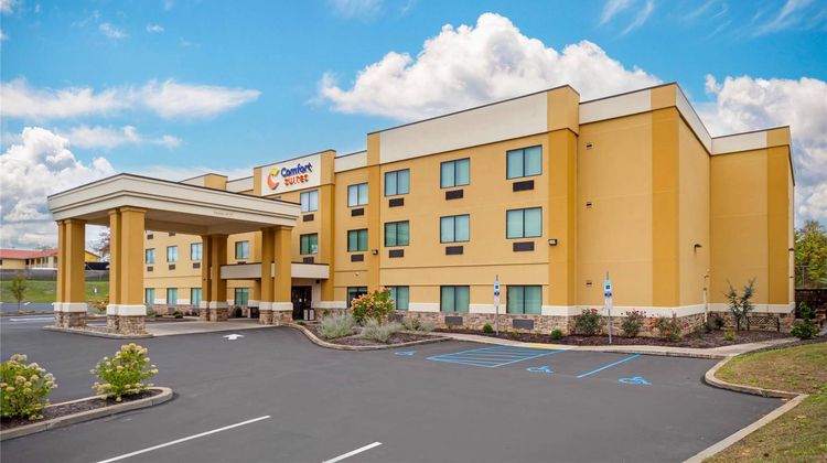 Comfort Suites Lewisburg Exterior