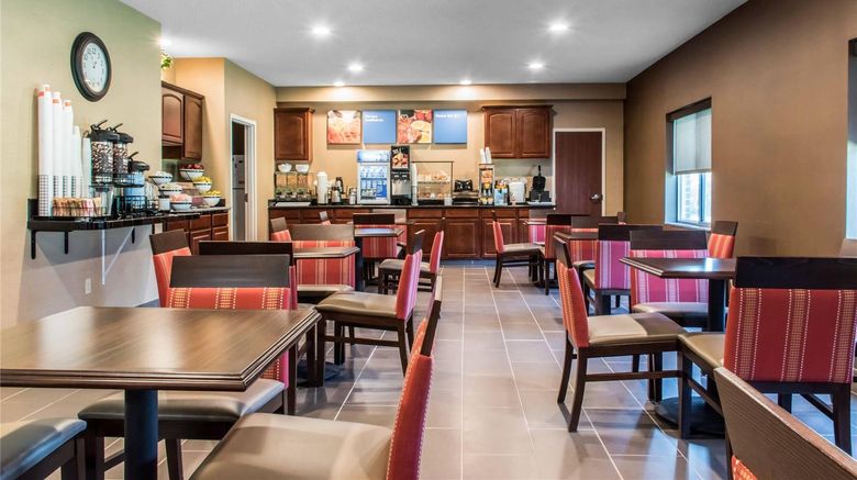 <b>Comfort Inn Lancaster County Restaurant</b>. Images powered by <a href="https://iceportal.shijigroup.com/" title="IcePortal" target="_blank">IcePortal</a>.