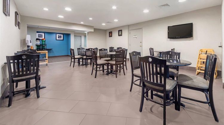 Quality Inn & Sts NJ State Capital Area Restaurant