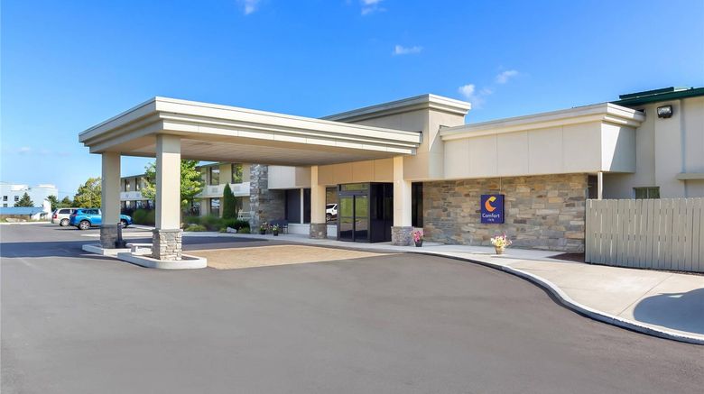 <b>Comfort Inn Somerset Exterior</b>. Images powered by <a href="https://iceportal.shijigroup.com/" title="IcePortal" target="_blank">IcePortal</a>.