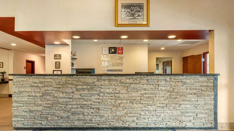 MainStay Suites Lobby